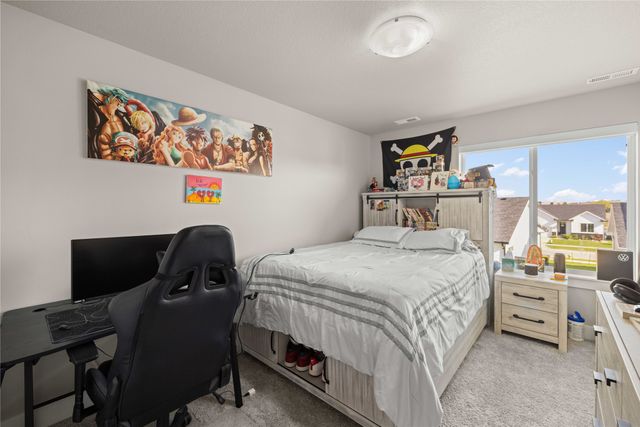 705 SE Booth Avenue, Waukee, IA 50263