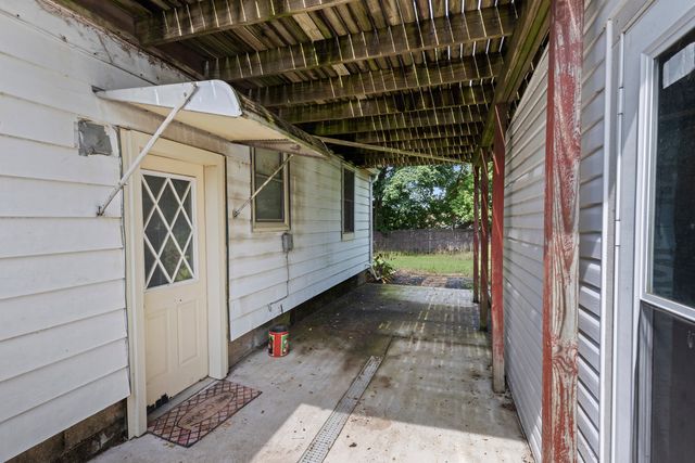 218 Euclid Avenue, Rockford, IL 61102