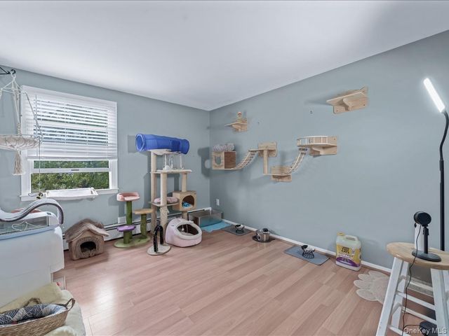 33 Winside Lane, Coram, NY 11727