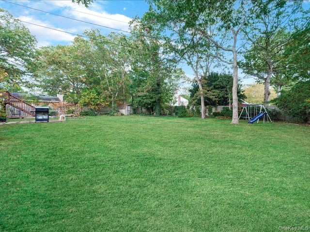 33 Winside Lane, Coram, NY 11727