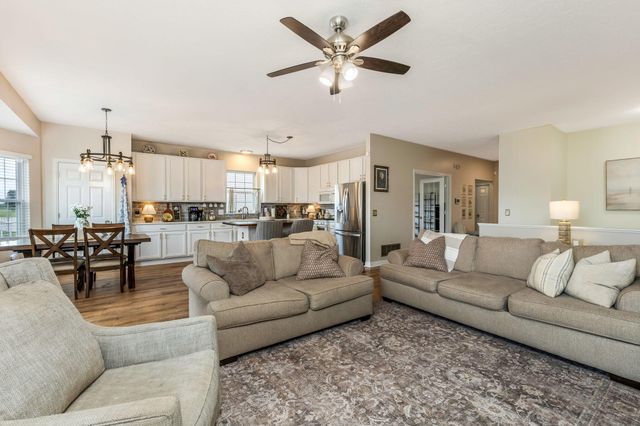 122 Brenden Park Drive, Etna, OH 43062