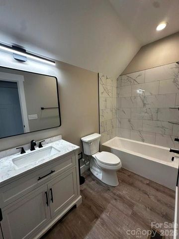310 Ninth Street, Black Mountain, NC 28711