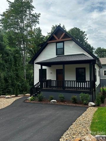 310 Ninth Street, Black Mountain, NC 28711