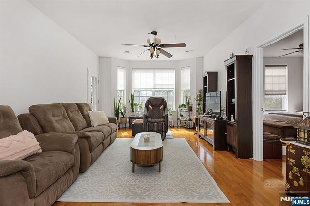 4137 Cory Lane, Elmwood Park, NJ 07407