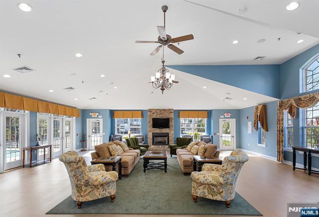 4137 Cory Lane, Elmwood Park, NJ 07407