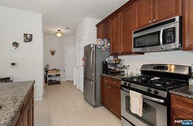 4137 Cory Lane, Elmwood Park, NJ 07407