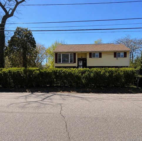 788 Bayview Avenue, Amityville, NY 11701