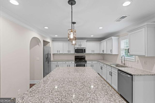 3706 Devon Park Lane NW, Kennesaw, GA 30144