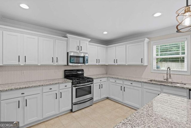 3706 Devon Park Lane NW, Kennesaw, GA 30144