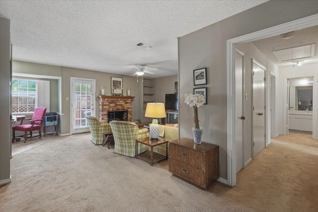 1061 Roaring Springs Road, Fort Worth, TX 76114 — photo 5