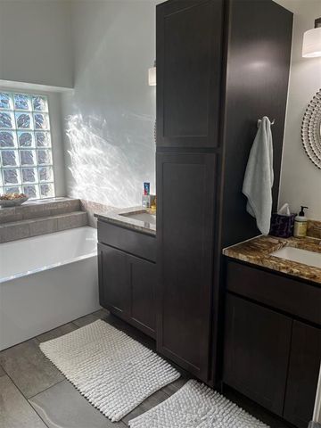 6712 NW 130th Street, Oklahoma City, OK 73142