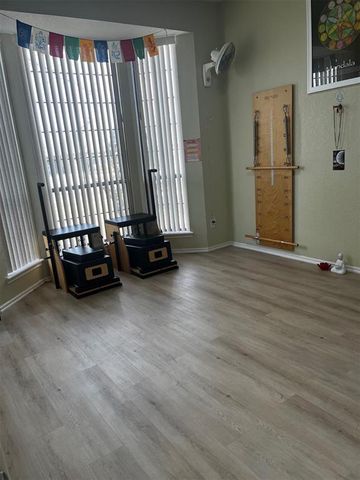 6712 NW 130th Street, Oklahoma City, OK 73142