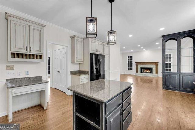 4910 Red Robin Ridge, Johns Creek, GA 30022