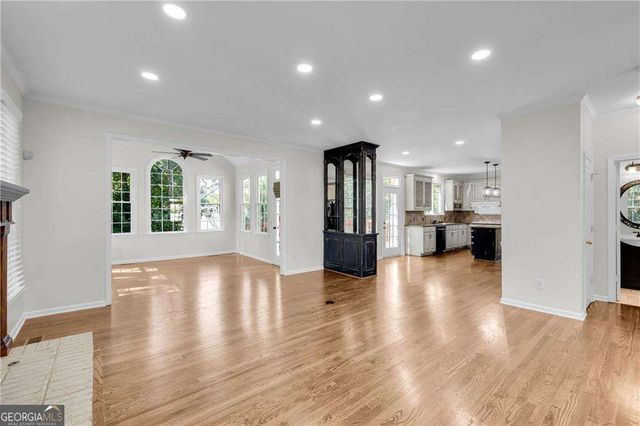4910 Red Robin Ridge, Johns Creek, GA 30022