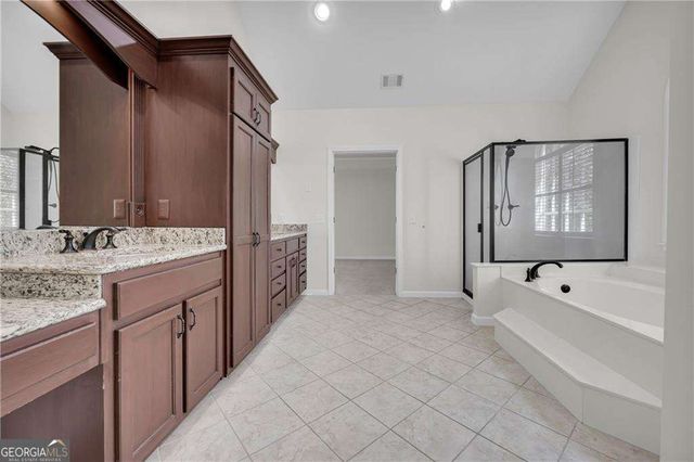 4910 Red Robin Ridge, Johns Creek, GA 30022