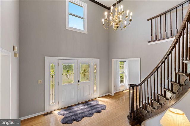 4 ROSELAND CT, Princeton Junction, NJ 08550