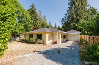 2513 Helm Street, Bremerton, WA 98310