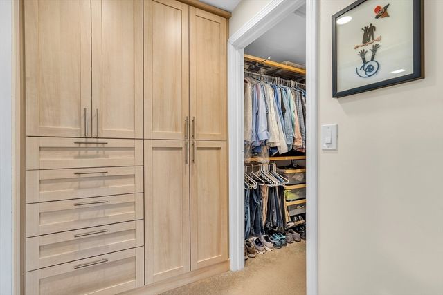 3 Macleod Ln, Acton, MA 01720
