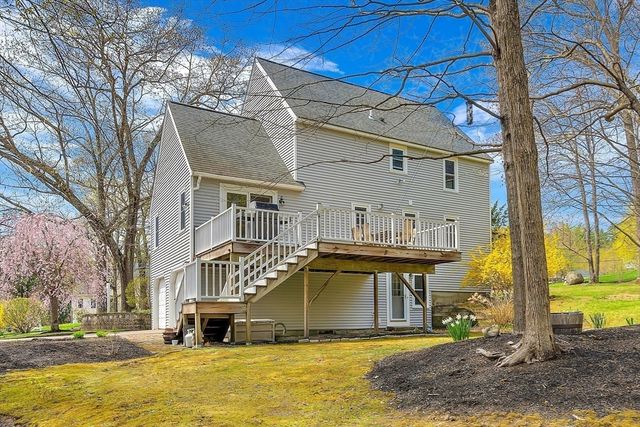 3 Macleod Ln, Acton, MA 01720
