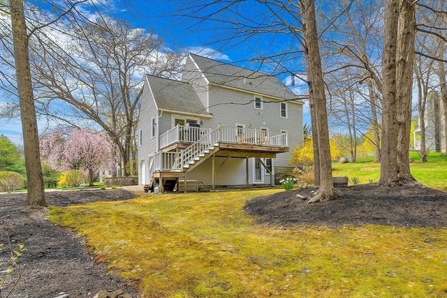 3 Macleod Ln, Acton, MA 01720