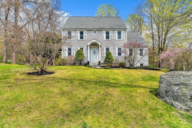3 Macleod Ln, Acton, MA 01720