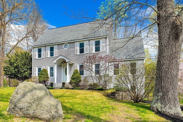 3 Macleod Ln, Acton, MA 01720