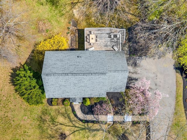 3 Macleod Ln, Acton, MA 01720