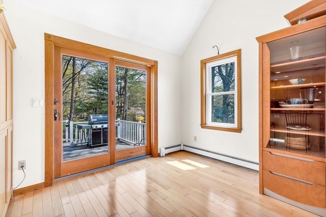 3 Macleod Ln, Acton, MA 01720
