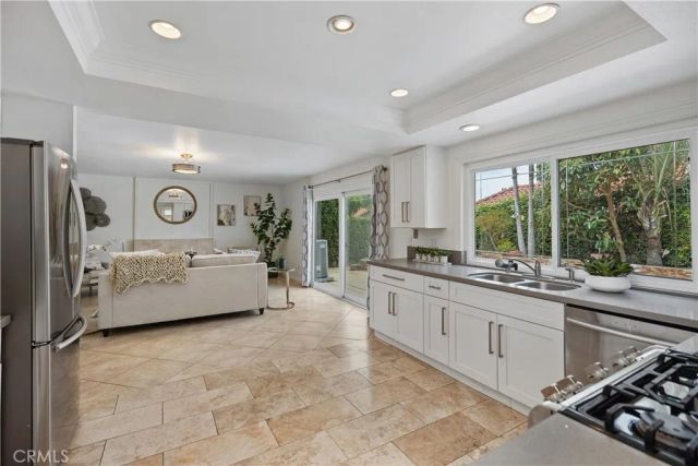 15 Colonial, Irvine, CA 92620