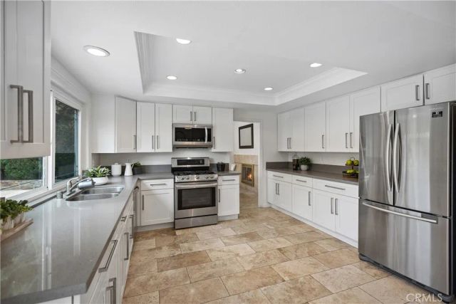 15 Colonial, Irvine, CA 92620