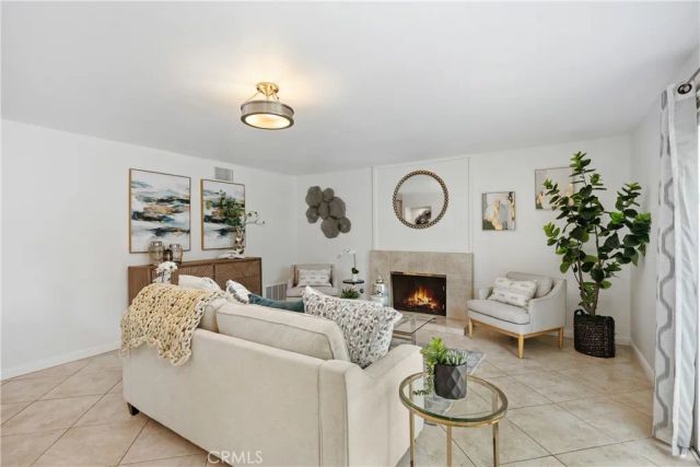 15 Colonial, Irvine, CA 92620