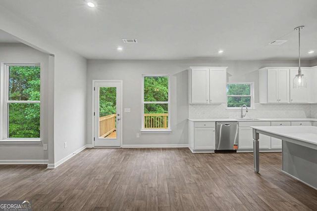 3351 Forest Green Drive, Douglasville, GA 30135