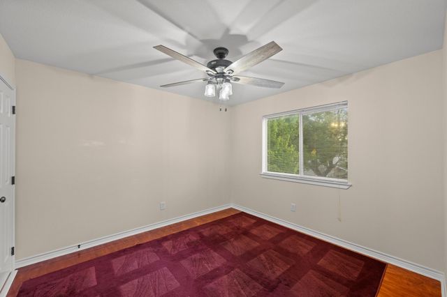 1904 Oakridge DR, Round Rock, TX 78681