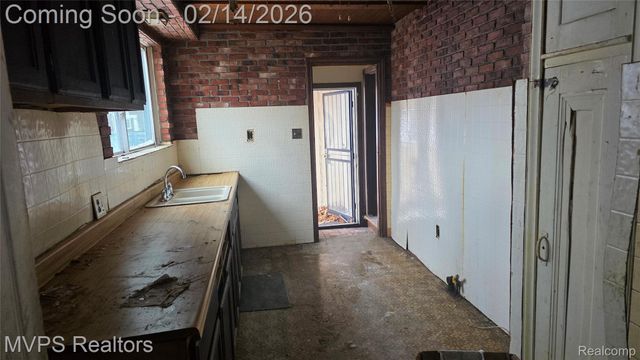 5036 Bishop Street, Detroit, MI 48224