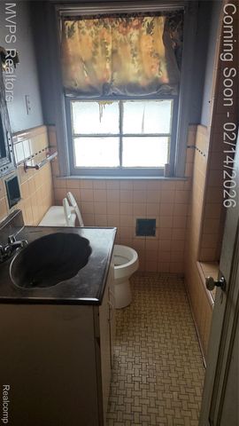 5036 Bishop Street, Detroit, MI 48224