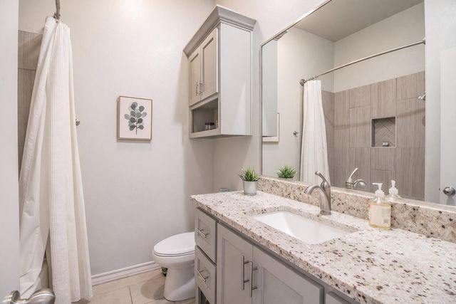 716 Ventoso Circle, Wolfforth, TX 79382