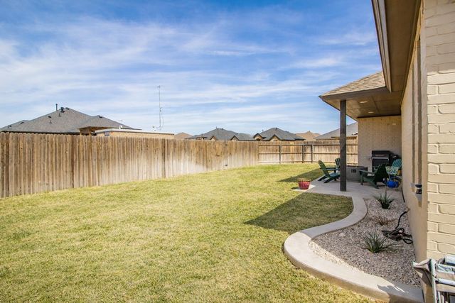 716 Ventoso Circle, Wolfforth, TX 79382