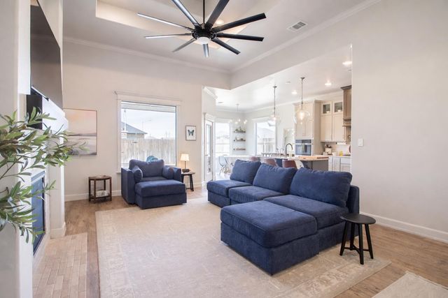 716 Ventoso Circle, Wolfforth, TX 79382