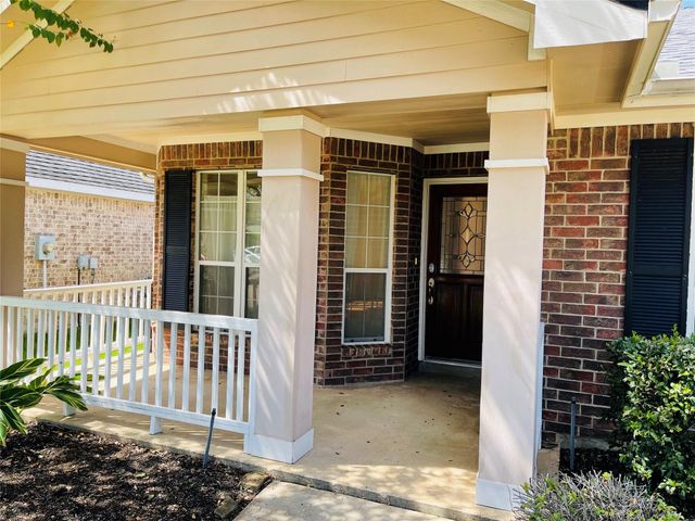 10723 Lake Riata Lane, Cypress, TX 77433