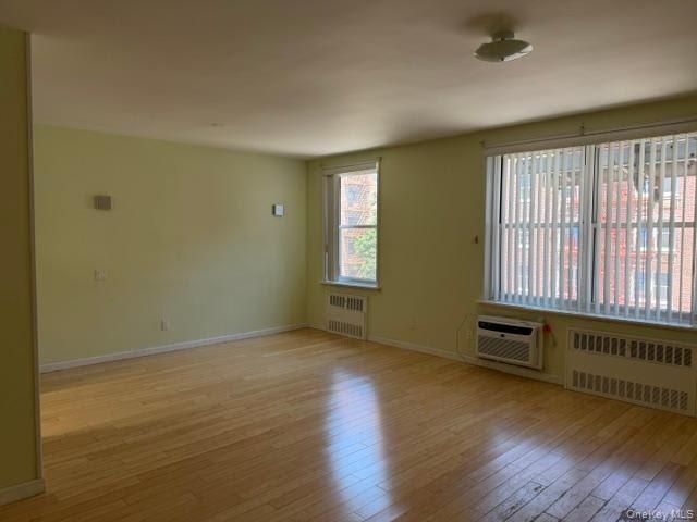 142-05 Roosevelt Avenue 415, Flushing, NY 11354