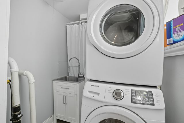 6712 S Evans Avenue, Chicago, IL 60637