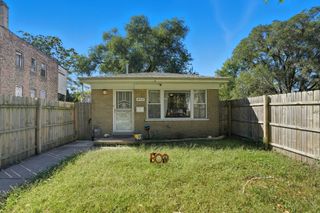 6712 S Evans Avenue, Chicago, IL 60637