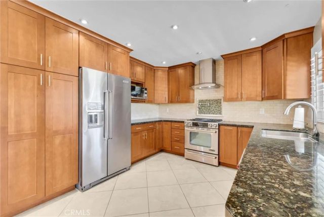 15448 Sandhurst Street, Fontana, CA 92336