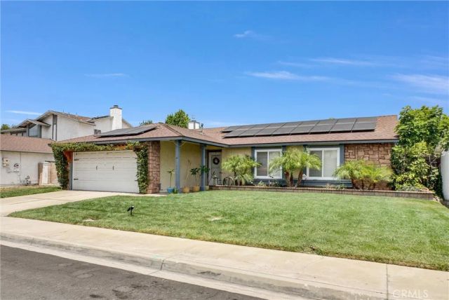 15448 Sandhurst Street, Fontana, CA 92336