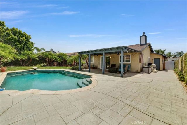 15448 Sandhurst Street, Fontana, CA 92336