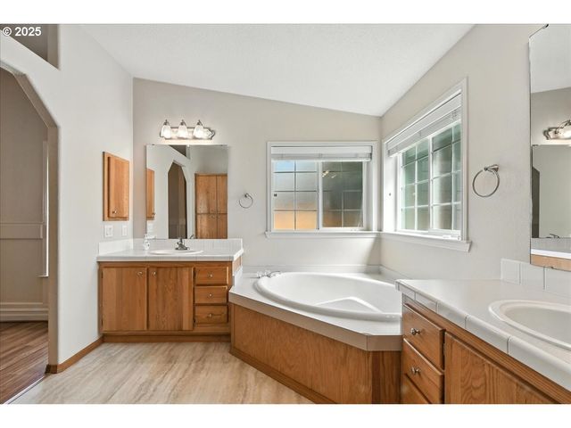 16500 Se 1ST St 44, Vancouver, WA 98684