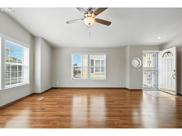 16500 Se 1ST St 44, Vancouver, WA 98684