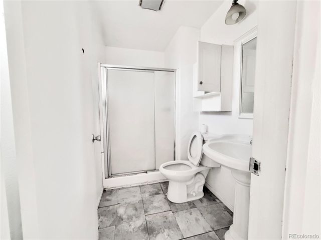 1996 S Olathe Street, Aurora, CO 80013