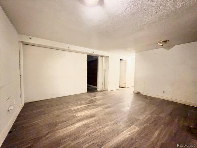 1996 S Olathe Street, Aurora, CO 80013