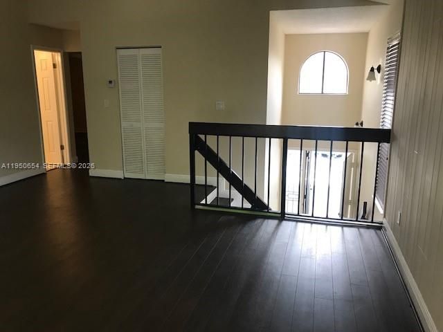 337 Ives Dairy Rd 1, Miami, FL 33179